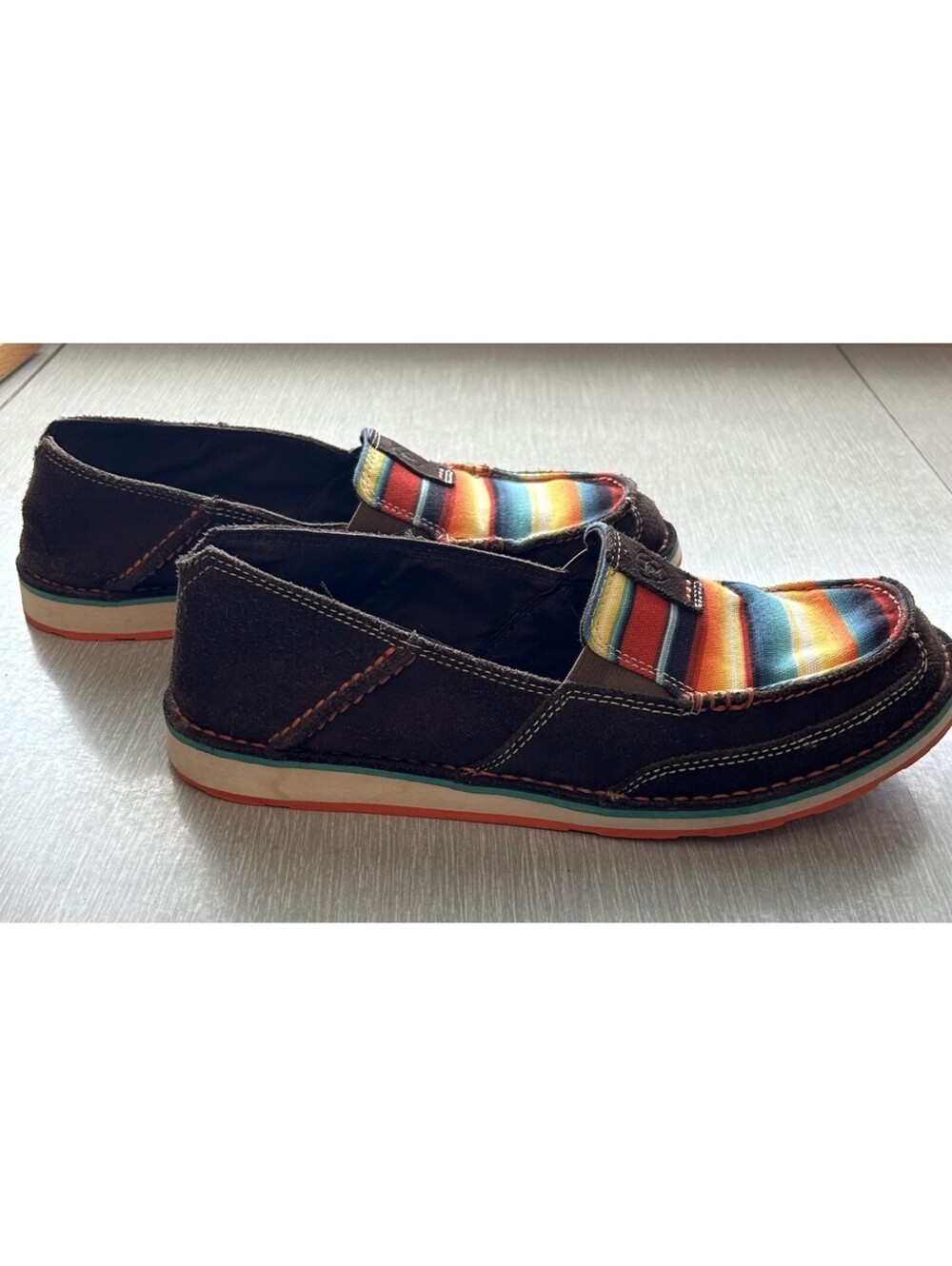 Ariat Cruisers Chocolate Boho Aztec Saddle Blanket Sunset Shoes 9B - Picture 4 of 8